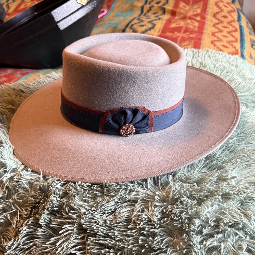 Flat brim Felt Cowboy hat